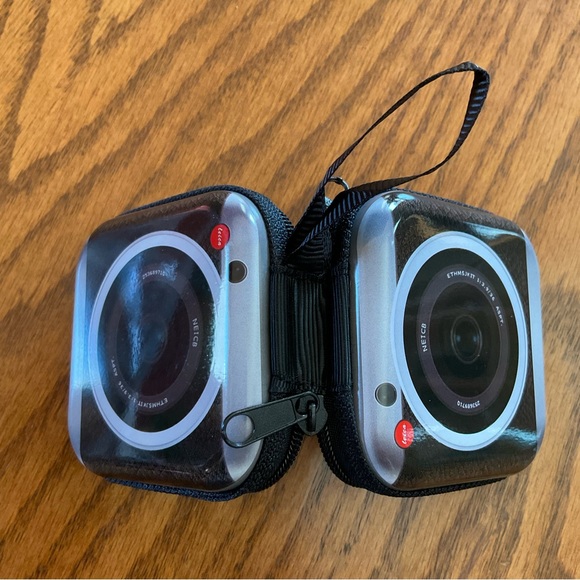 NWOT Creative & Cute Camera Pattern Coin Purse - Picture 5 of 5